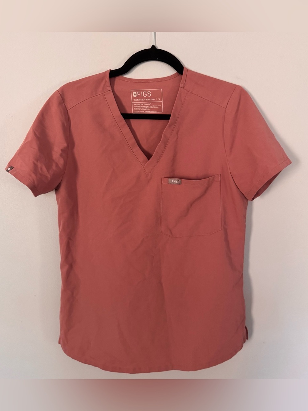 Figs Catarina One Pocket Scrub Top Mauve Pink Technical Collection Women’s Small